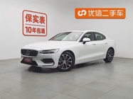 Volvo S60 2022