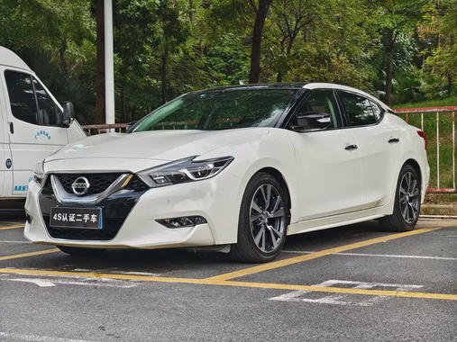 Nissan Cima