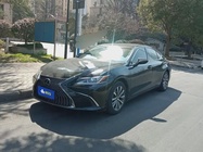 Lexus ES 2021