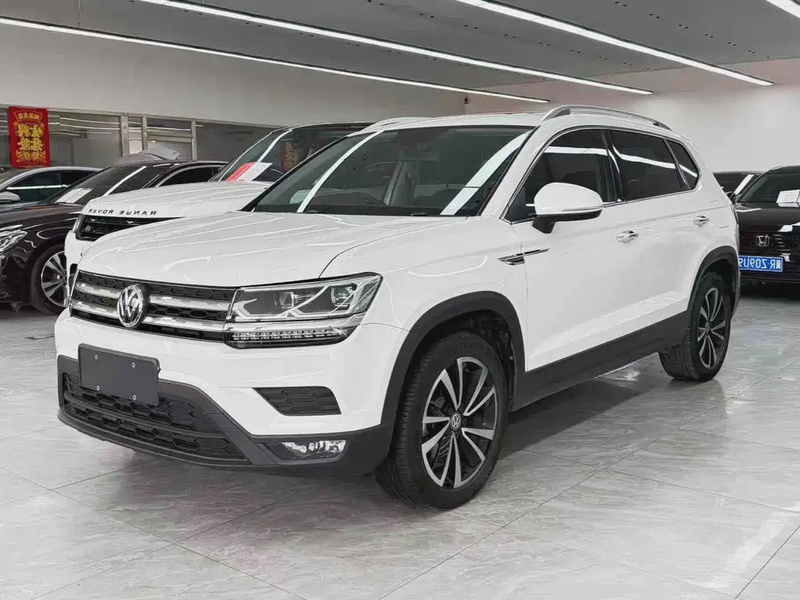 Volkswagen Tharu