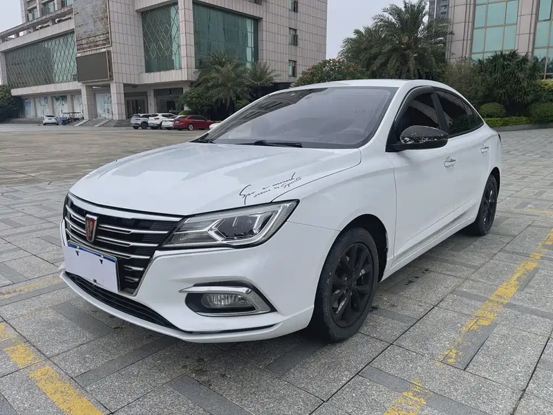 Roewe i5