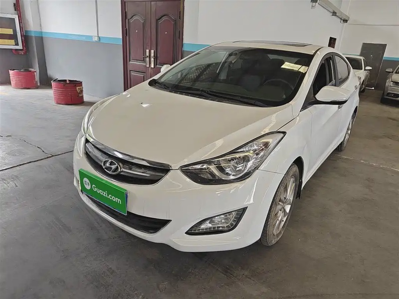 Hyundai Elantra