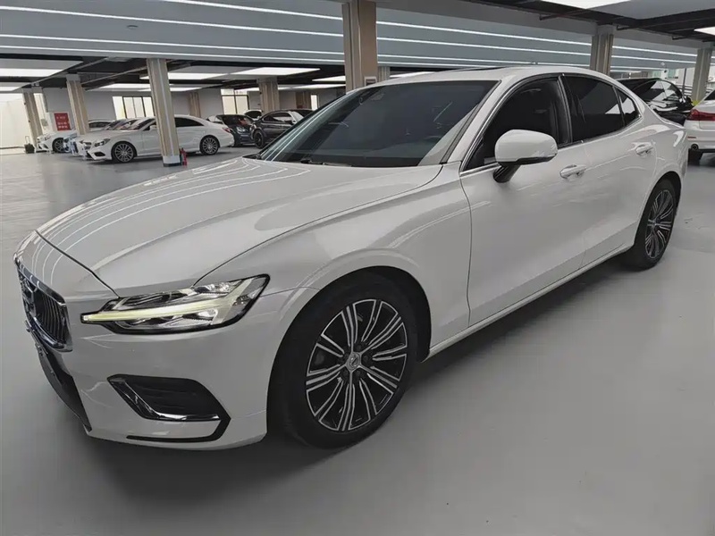 Volvo S60