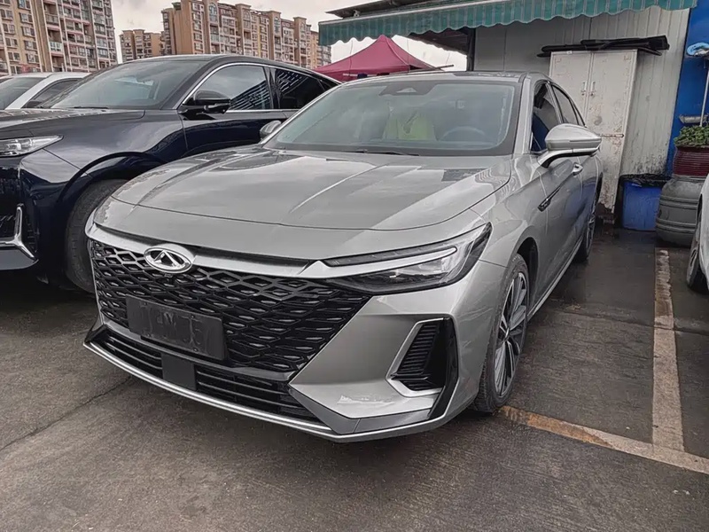 Chery Arrizo 8
