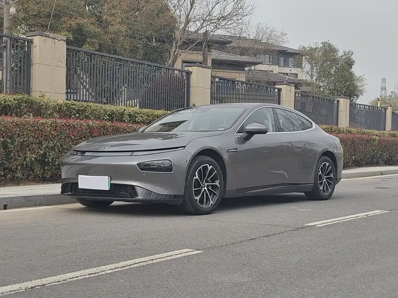 XPeng P7