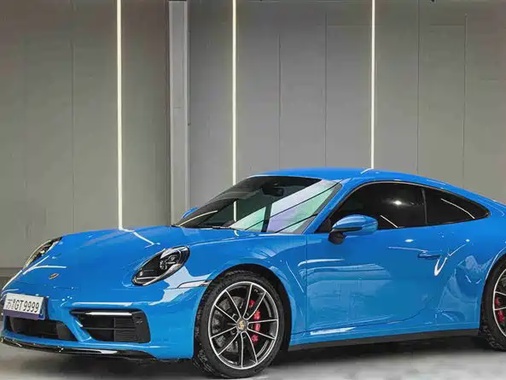 Porsche 911 2023