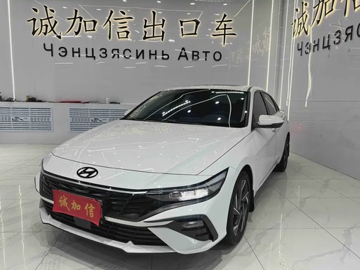 Hyundai Elantra 2023