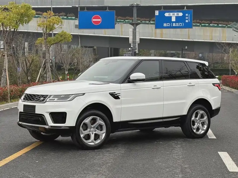Land Rover Sport