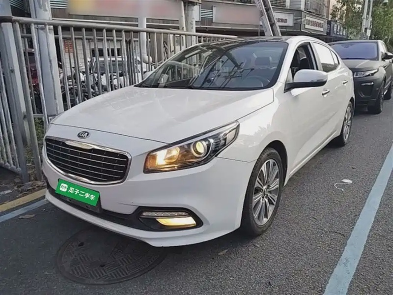 Kia K4