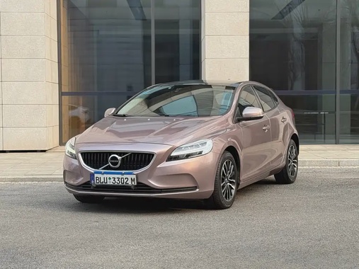 Volvo V40 2019