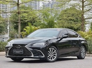 Lexus ES 2025