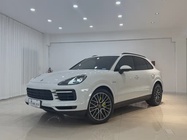Porsche Cayenne 2022