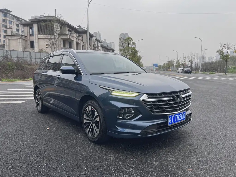 Wuling Victory