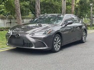 Lexus ES 2021