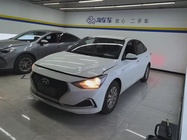 Hyundai Elantra 2021