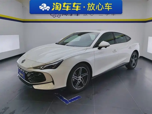 MG MG7 2025