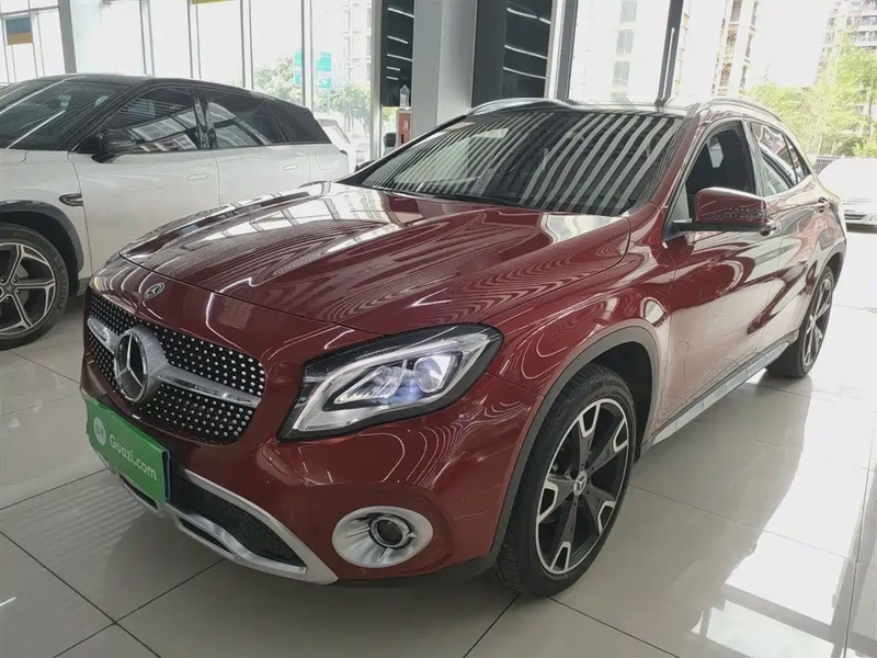 Mercedes-Benz GLA-Class