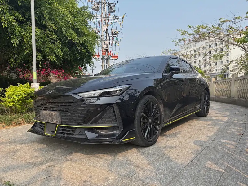 Changan UNI-V