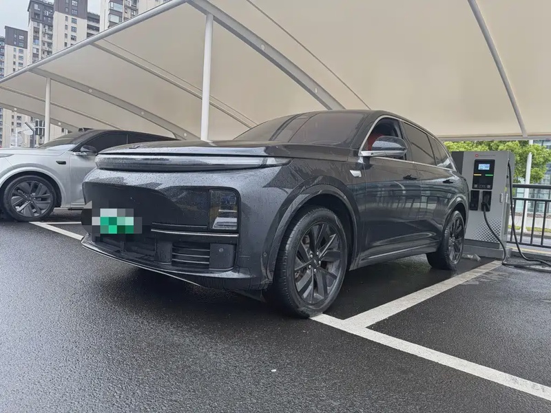 Li Auto L7