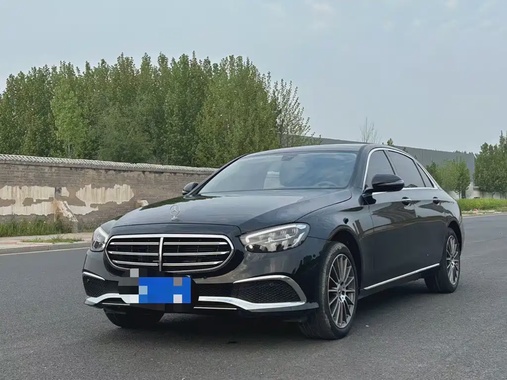 Mercedes-Benz E-Class 2022
