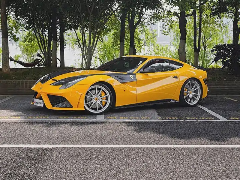 Ferrari F12