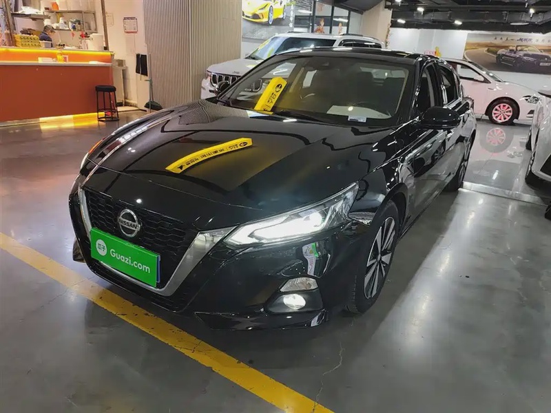 Nissan Teana