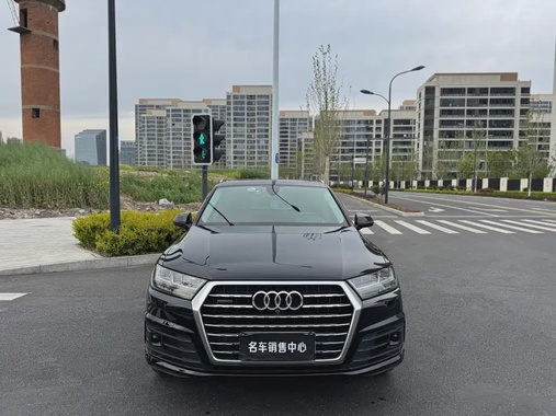 Audi Q7 2018