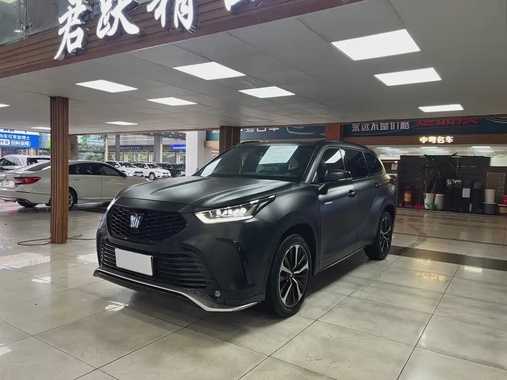 Toyota Crown Kluger 2023