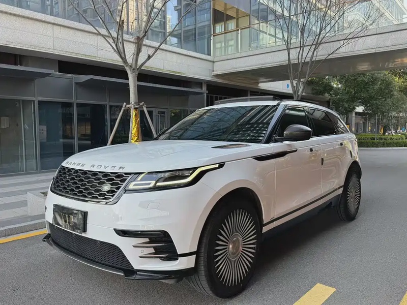 Land Rover Velar