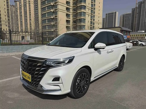 Roewe iMAX8 2025