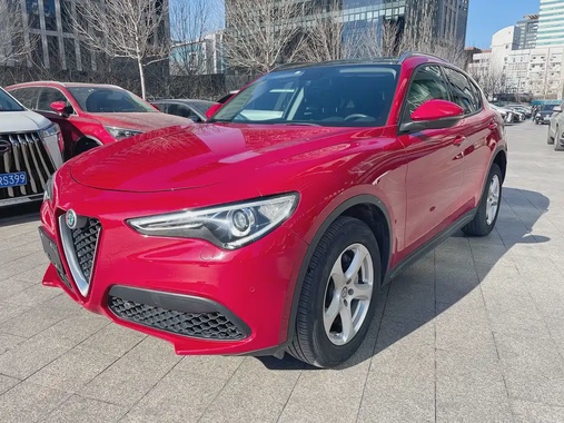 Alfa Romeo Stelvio 2019