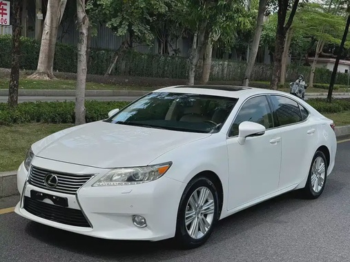 Lexus ES 2013