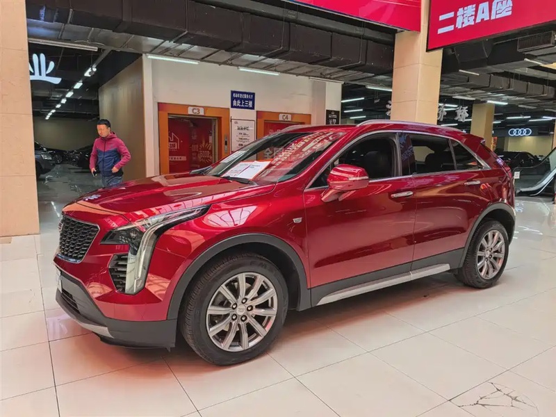 Cadillac XT4