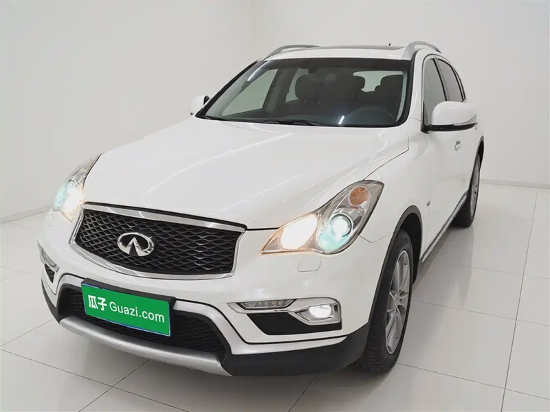 Infiniti QX50