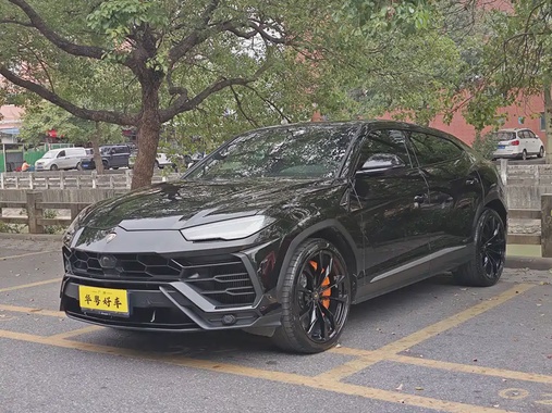 Lamborghini Urus 2022