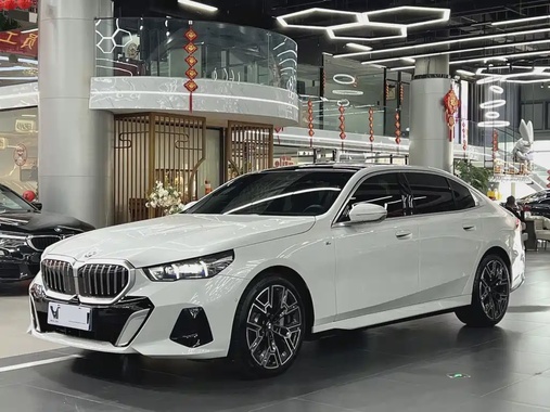 BMW 5 Series 2024