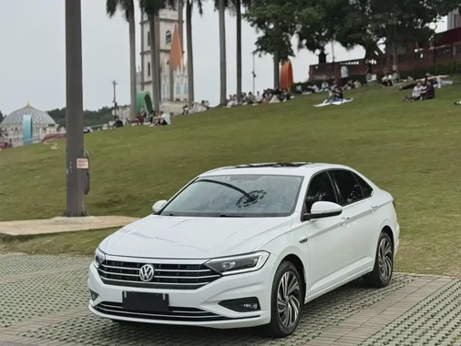 Volkswagen Sagitar 2022