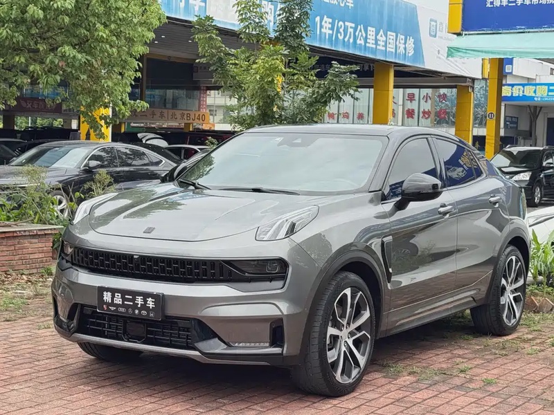 Lynk & Co 05