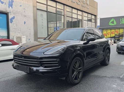 Porsche Cayenne 2022