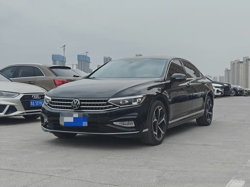 Volkswagen Magotan 2025