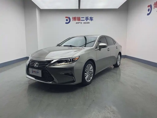Lexus ES 2017
