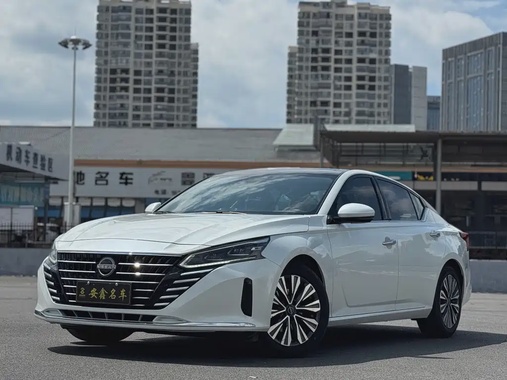 Nissan Teana 2023