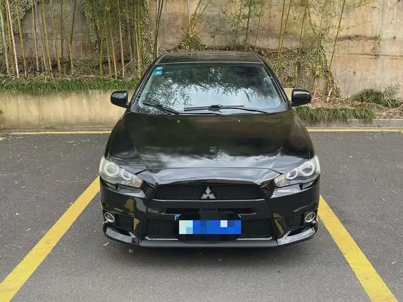 Mitsubishi Lancer EX