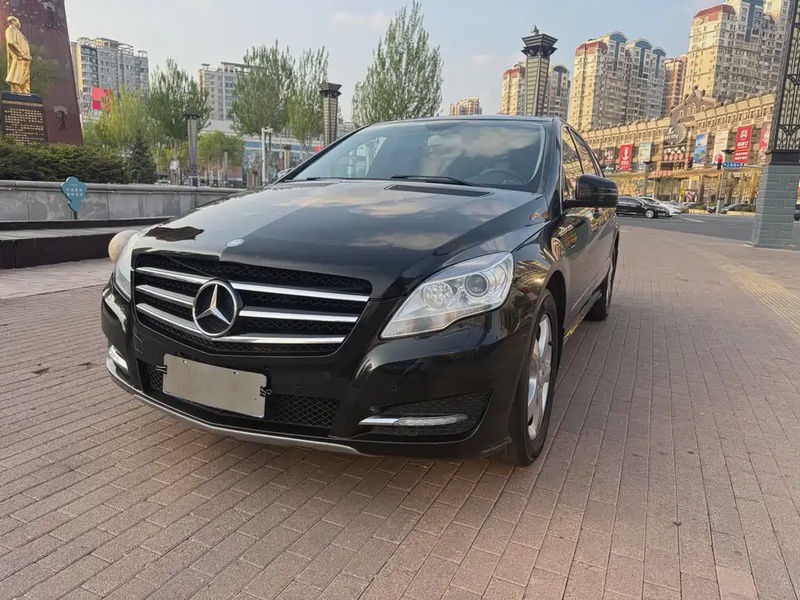 Mercedes-Benz R-Class