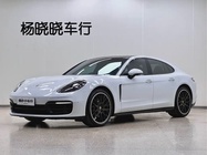 Porsche Panamera 2023