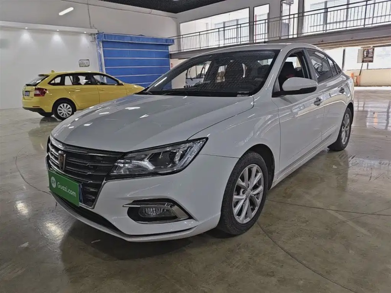 Roewe i5
