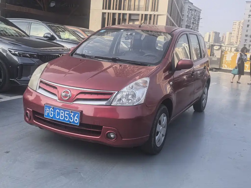 Nissan Livina