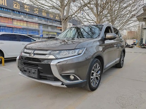 Mitsubishi Outlander 2016