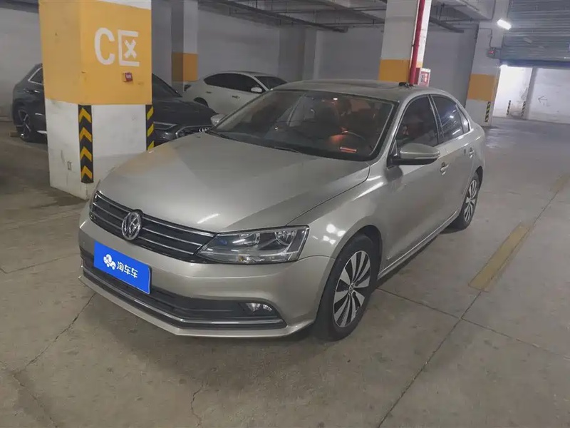 Volkswagen Sagitar