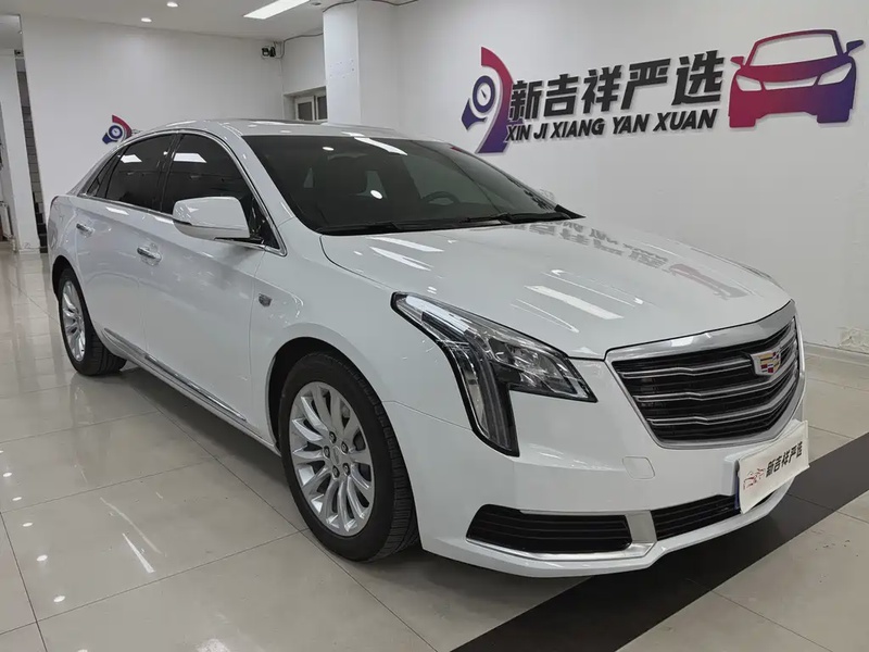 Cadillac XTS
